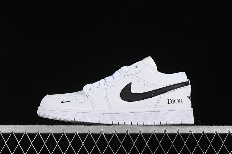 All categories Air Jordan Jordan series basketball shoes Air Jordan 1 Low High-end customized low-top sneakers Air Jordan 1 AJ1 Joe 1 Dior joint-white and black High-end customized low-top retro basketball shoes LJ6688-010